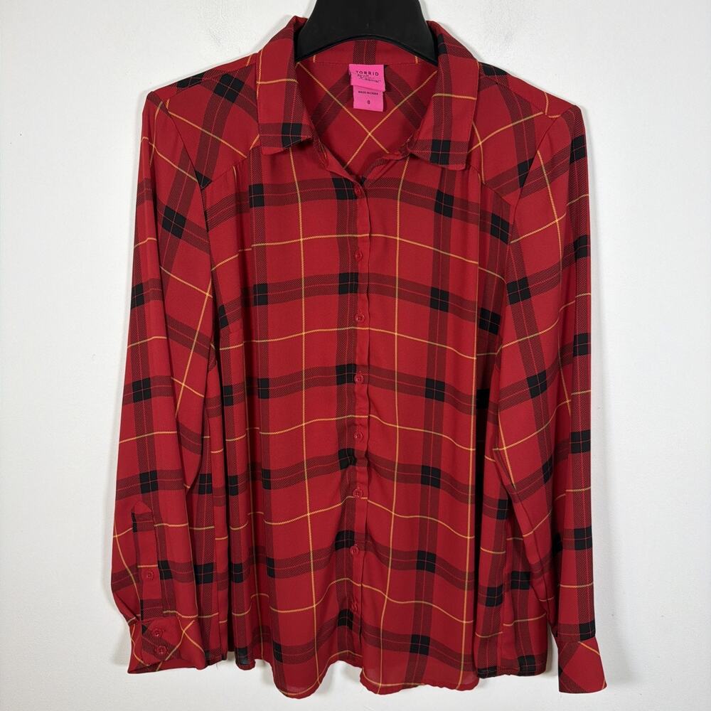 Torrid x‎ Betsy Johnson Red Plaid Button Down Top Shirt Size 0 Large Holiday - Picture 3 of 9